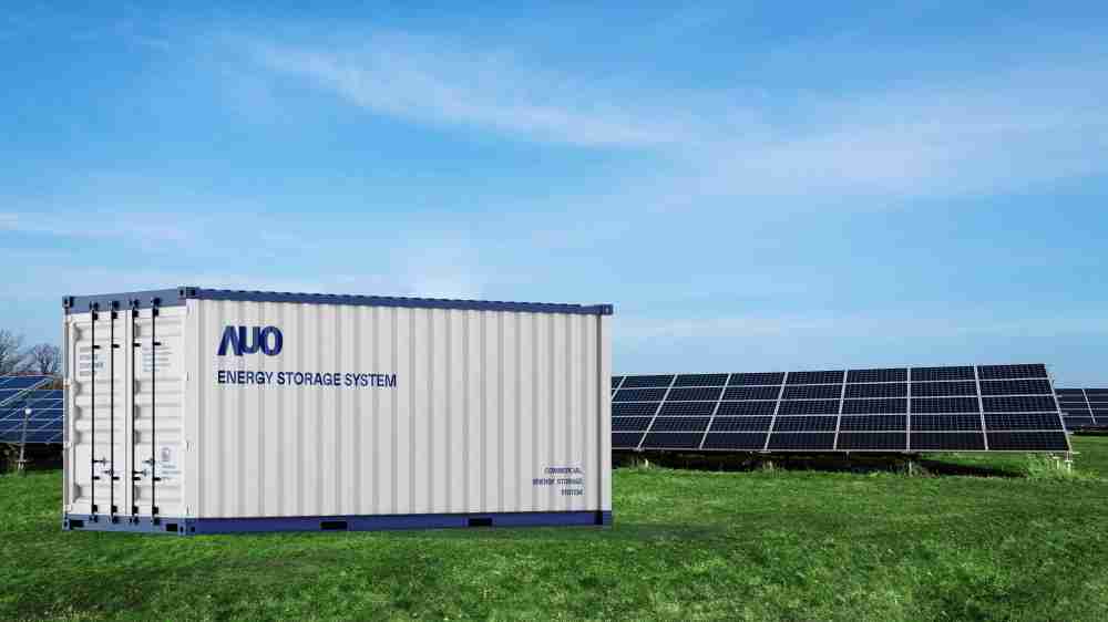 冰球突破透过AI数据管理，，提供不同类型用户进行储能与能源管理，，，，达到再生能源管控调度成效